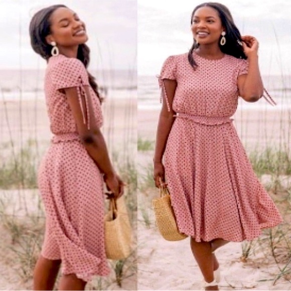 GIRL MEETS GLAM Corinne dress - Picture 1 of 7